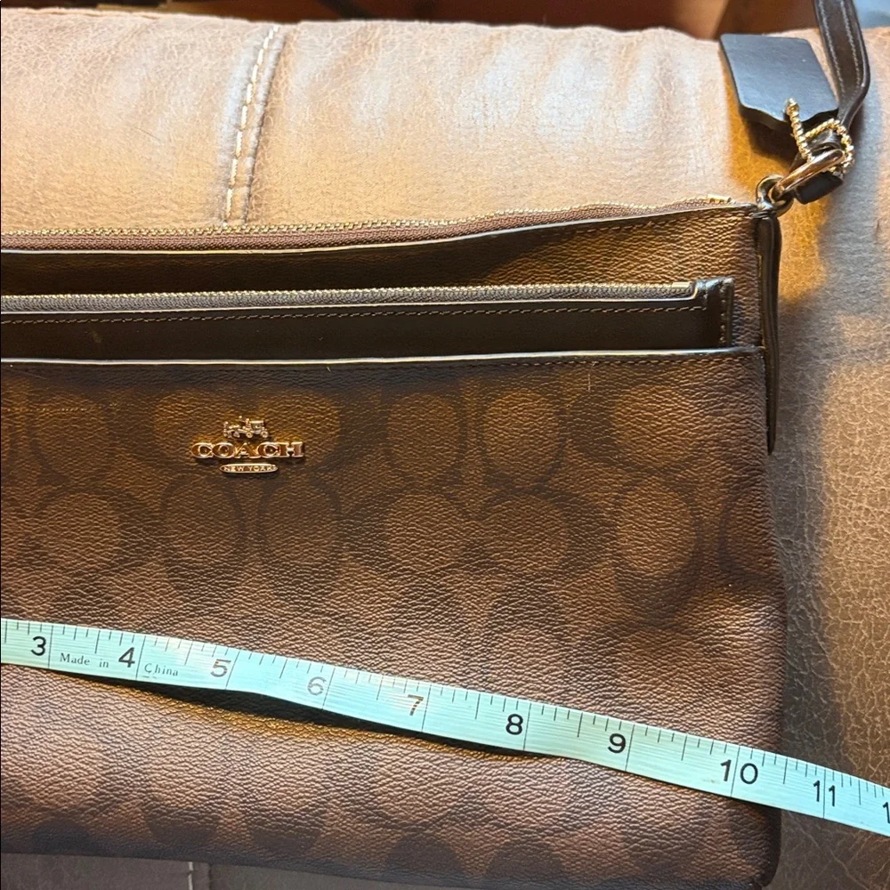 Coach Brown Signature Crossbody Bag with Black Strap - Picture 6 of 7